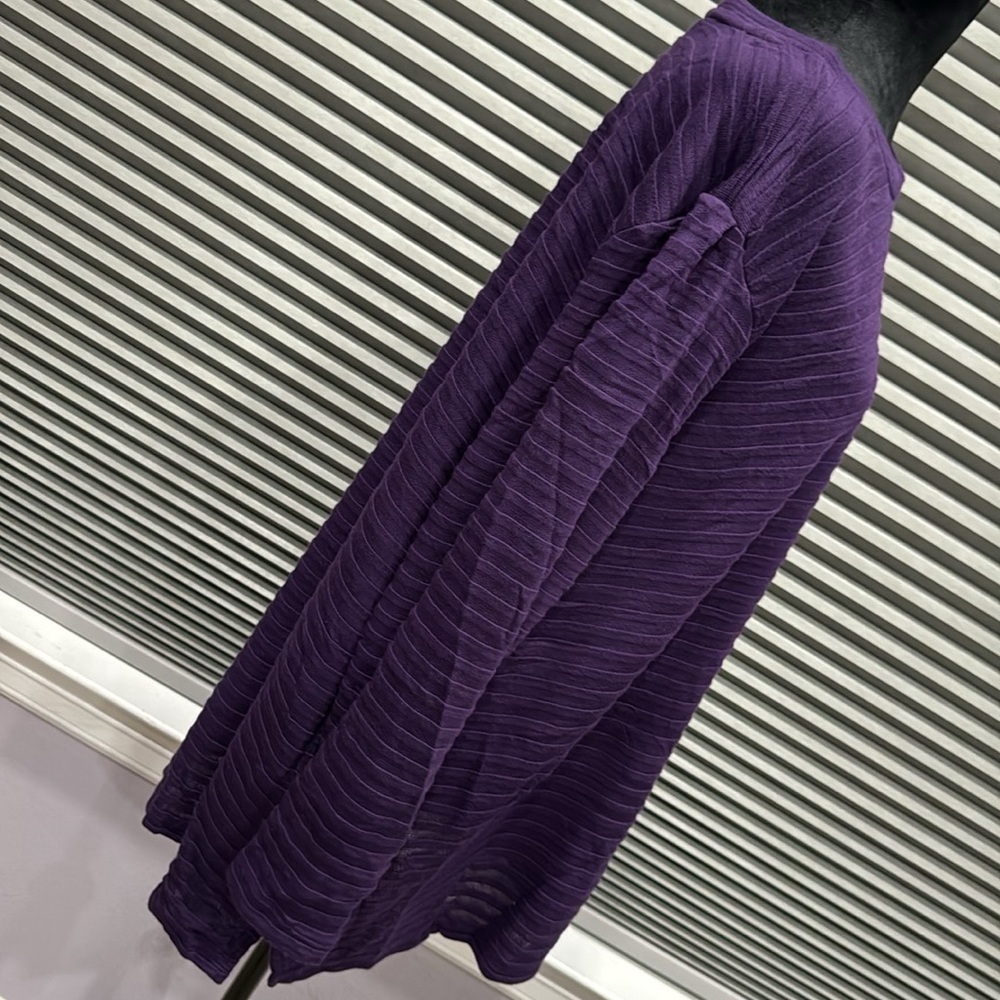 Sweatshirt - Picture 4 of 6
